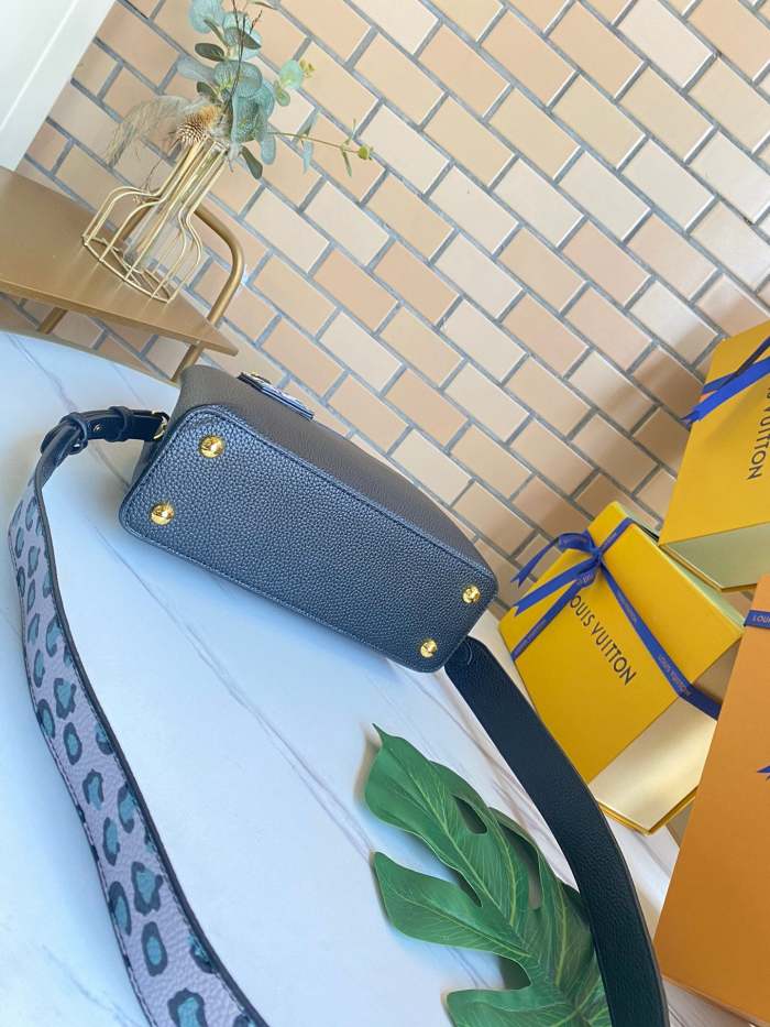 leather bag, AAAAA, no box,size:27*18*9cm/31.5*20*11cm,B110-78-81