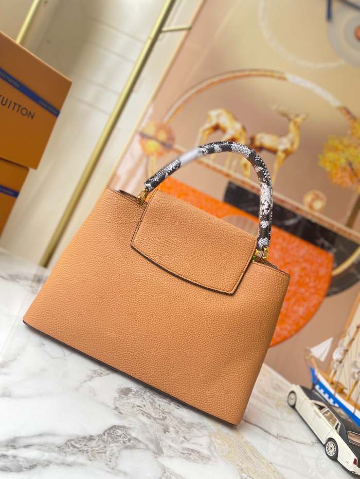 leather bag, AAAAA, no box,size:36*23*14cm,B110-71