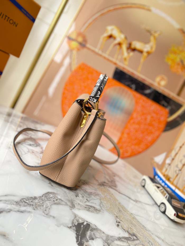 leather bag, AAAAA, no box,size:27*18*9cm,B110-82-85
