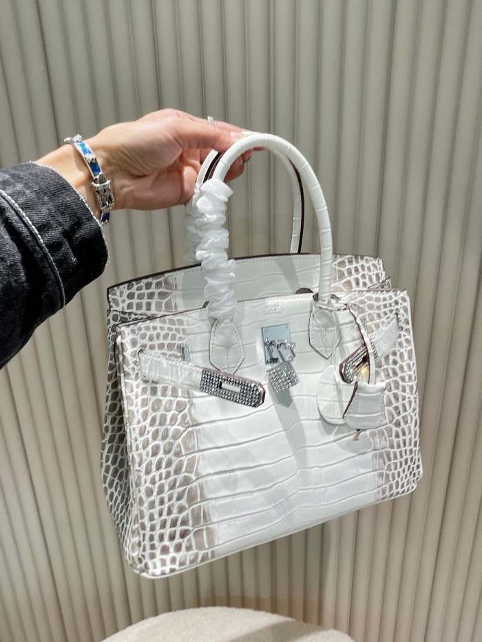 leather bag, AAAAA,Size 30*21*16cm,no box,  B130-18