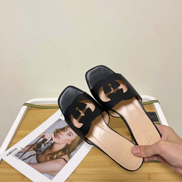 Flat leather sandals slippers , size 35-41 ,SS50-1069-1073