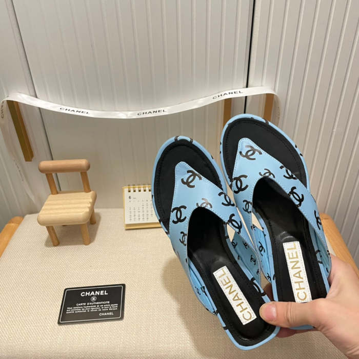 Flat leather sandals slippers , size 35-40, SS60-1826-1831