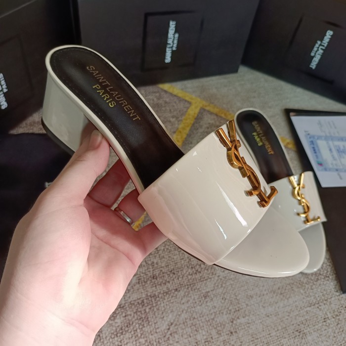 Flat leather sandals slippers , size 35-42, SS60-1832-1843