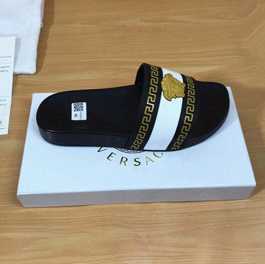Flat leather sandals slippers , size 35-46, SS60-1856
