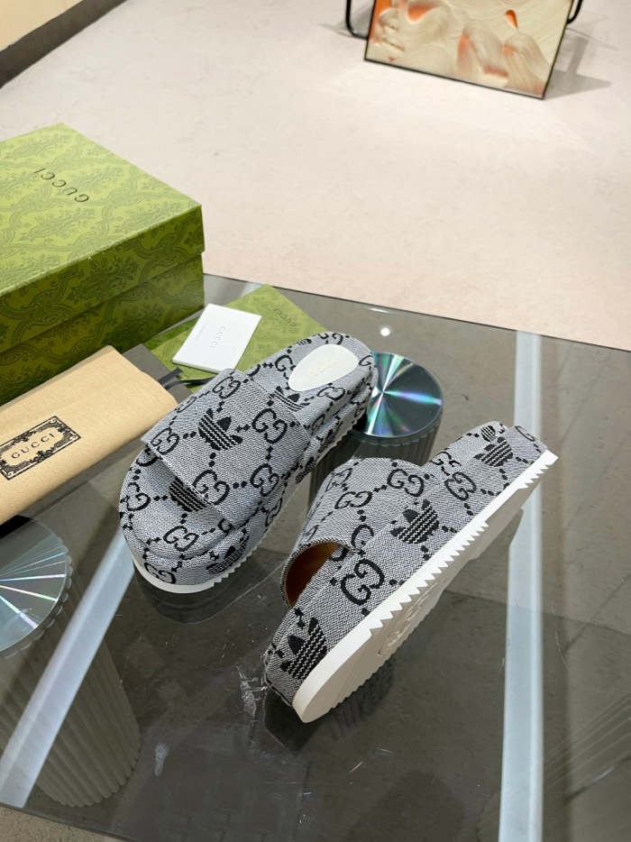 Flat sandals slippers , size 35-43, SS60-1844-1846
