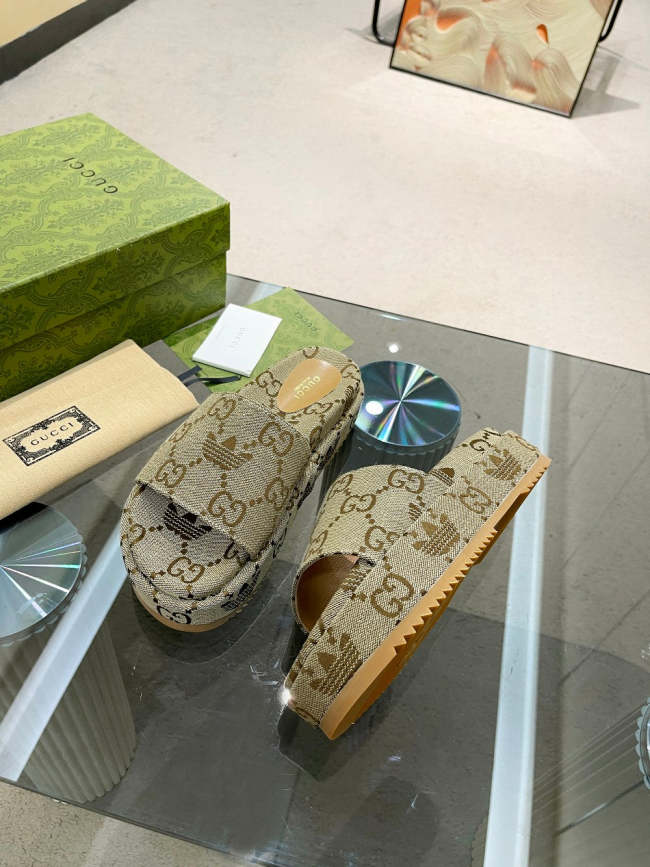 Flat sandals slippers , size 35-43, SS60-1844-1846