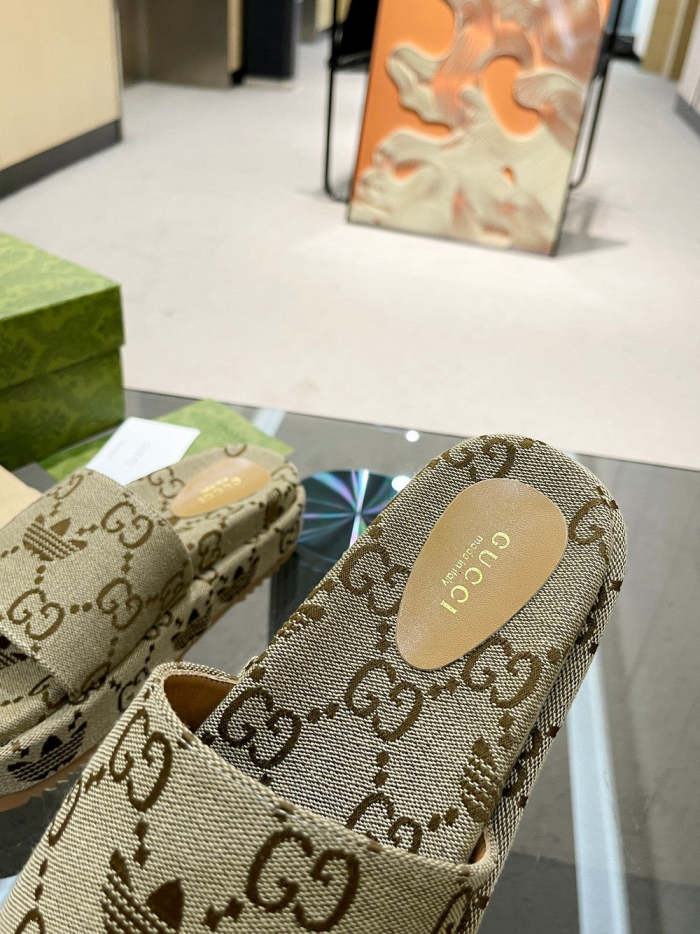 Flat sandals slippers , size 35-43, SS60-1844-1846