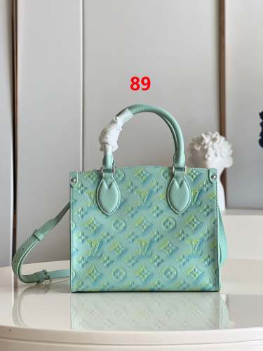 Leather bag ,AAAAA ,size 25*19*11.5cm ,no box, B110-89