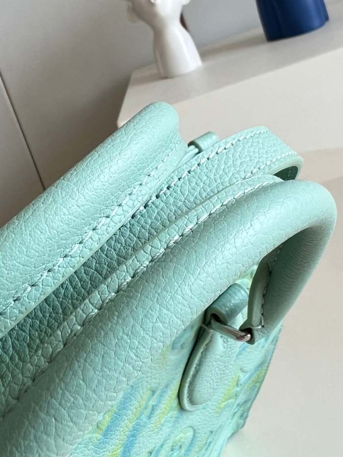 Leather bag ,AAAAA ,size 25*19*11.5cm ,no box, B110-89