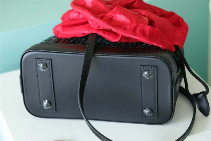 Leather bag ,AAAAA ,size 24*17*11cm,no box, B110-102