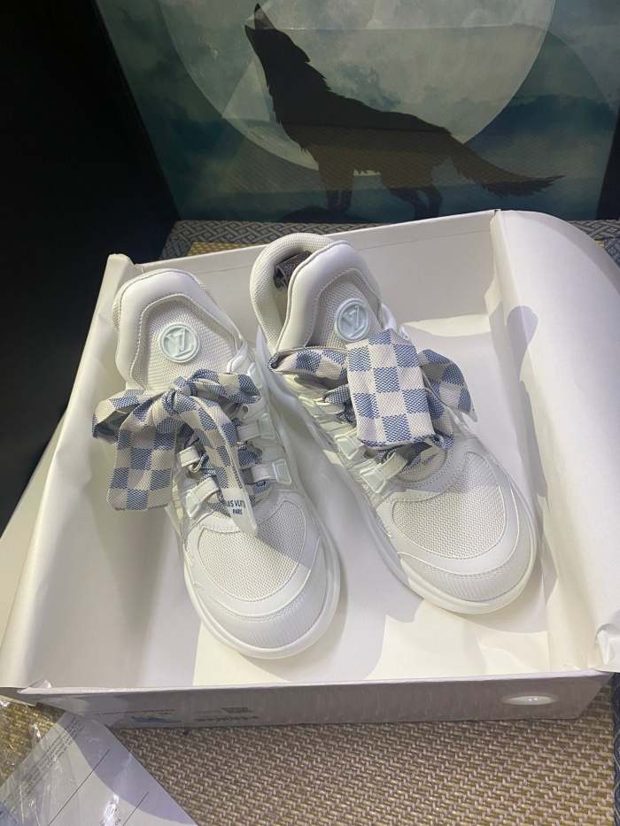 women sneakers shoes, size 35-41 , SS98-320-322