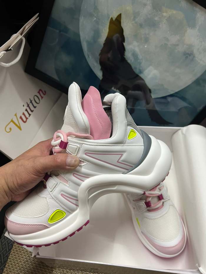 women sneakers shoes, size 35-41 , SS98-320-322