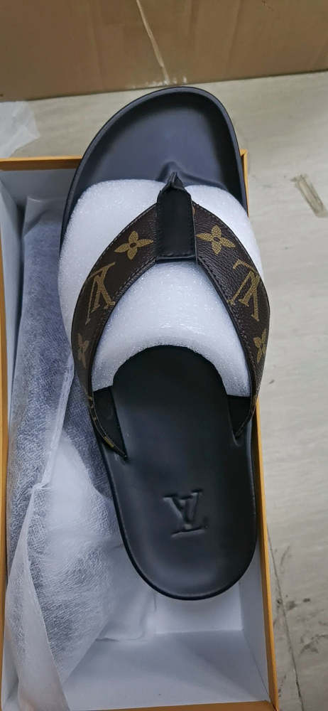 Flat leather sandals slippers , size 38-44 ,SS50-1074-1079