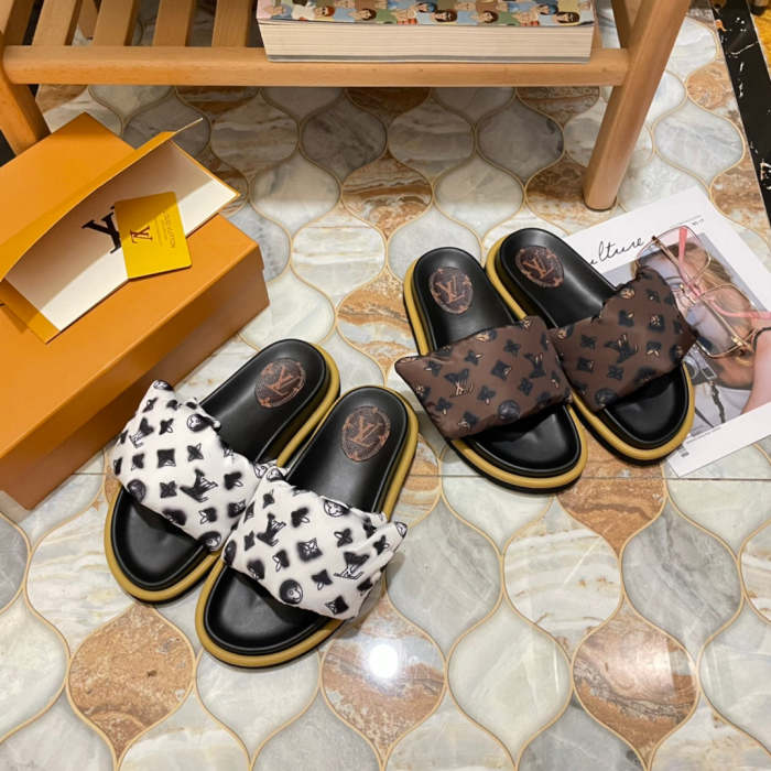 Flat leather sandals slippers , size 35-42, SS60-1880-1881