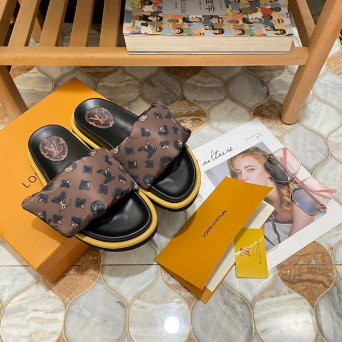 Flat leather sandals slippers , size 35-42, SS60-1880-1881