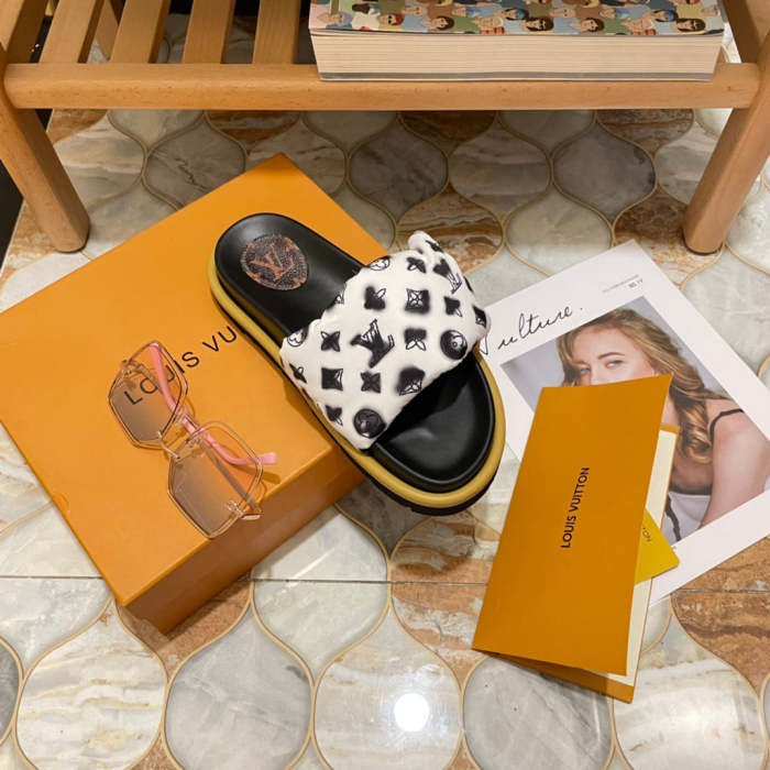 Flat leather sandals slippers , size 35-42, SS60-1880-1881
