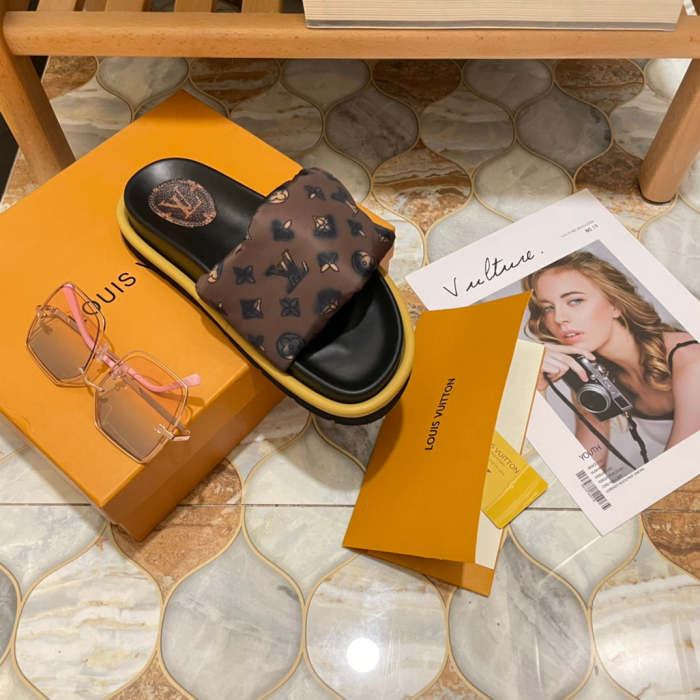 Flat leather sandals slippers , size 35-42, SS60-1880-1881