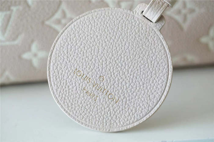 Leather bag ,AAAAA ,size 34*26*13cm,no box, B110-105