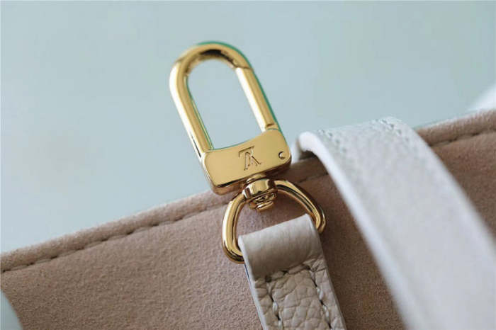 Leather bag ,AAAAA ,size 34*26*13cm,no box, B110-104