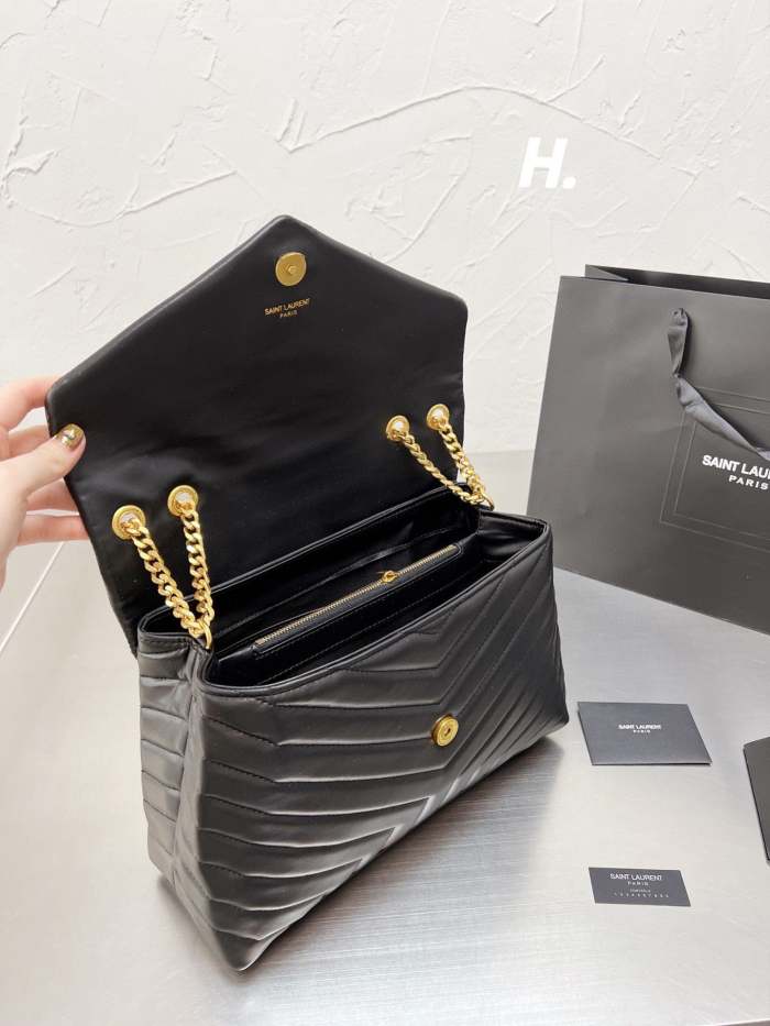 split leather bag,AAAA, no box,size 31*20cm,B75-2420-2422