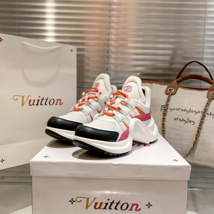 women sneakers shoes, size 35-40 , SS98-329-331