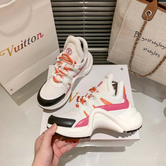 women sneakers shoes, size 35-40 , SS98-329-331