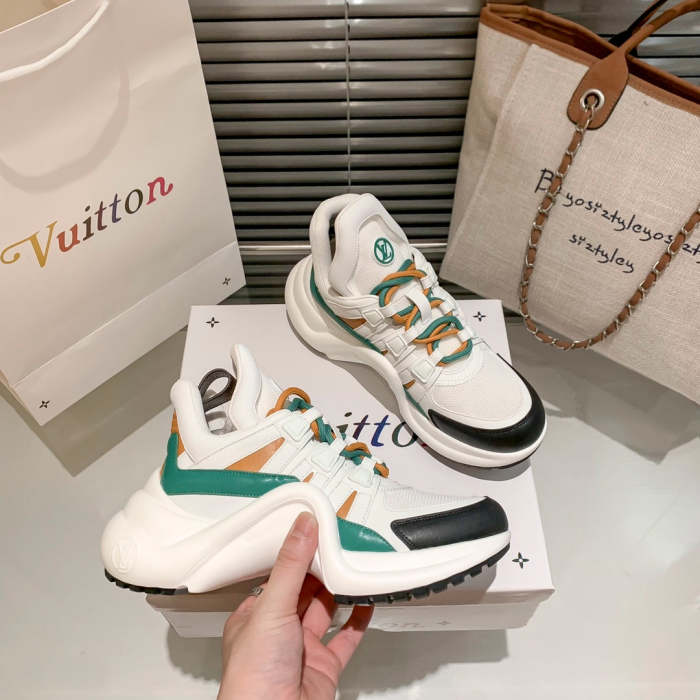 women sneakers shoes, size 35-40 , SS98-329-331