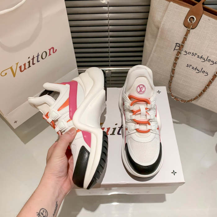 women sneakers shoes, size 35-40 , SS98-329-331