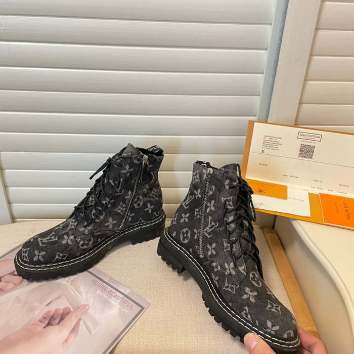 ladies flat boots shoes,size 35-40 ,SS70-1513-1514