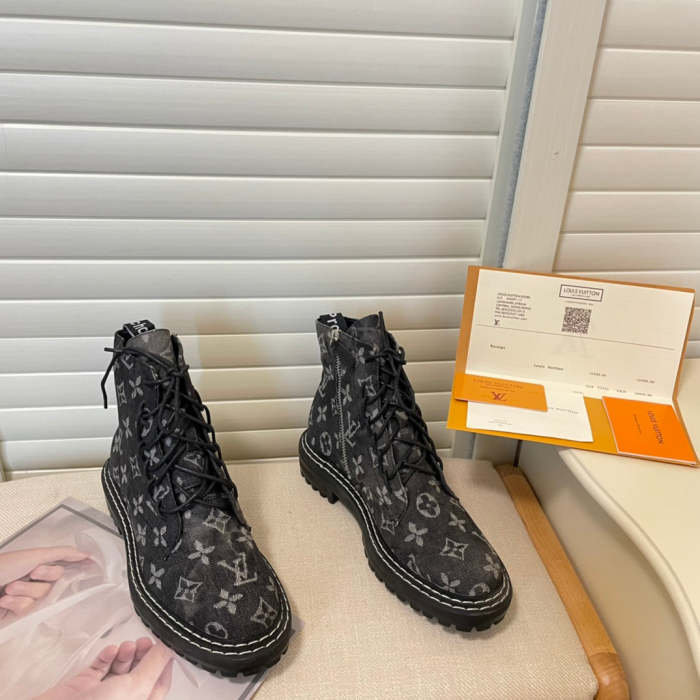 ladies flat boots shoes,size 35-40 ,SS70-1513-1514