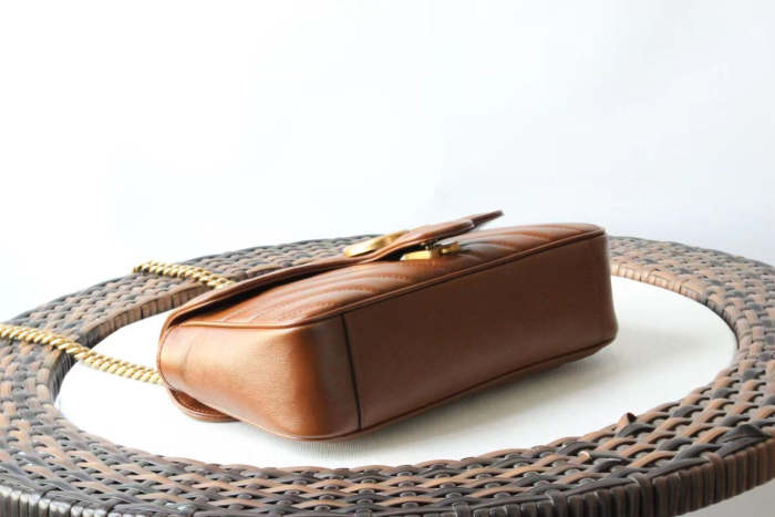 Leather bag ,AAAAA ,. size 26x15x7cm,no box, B110-110