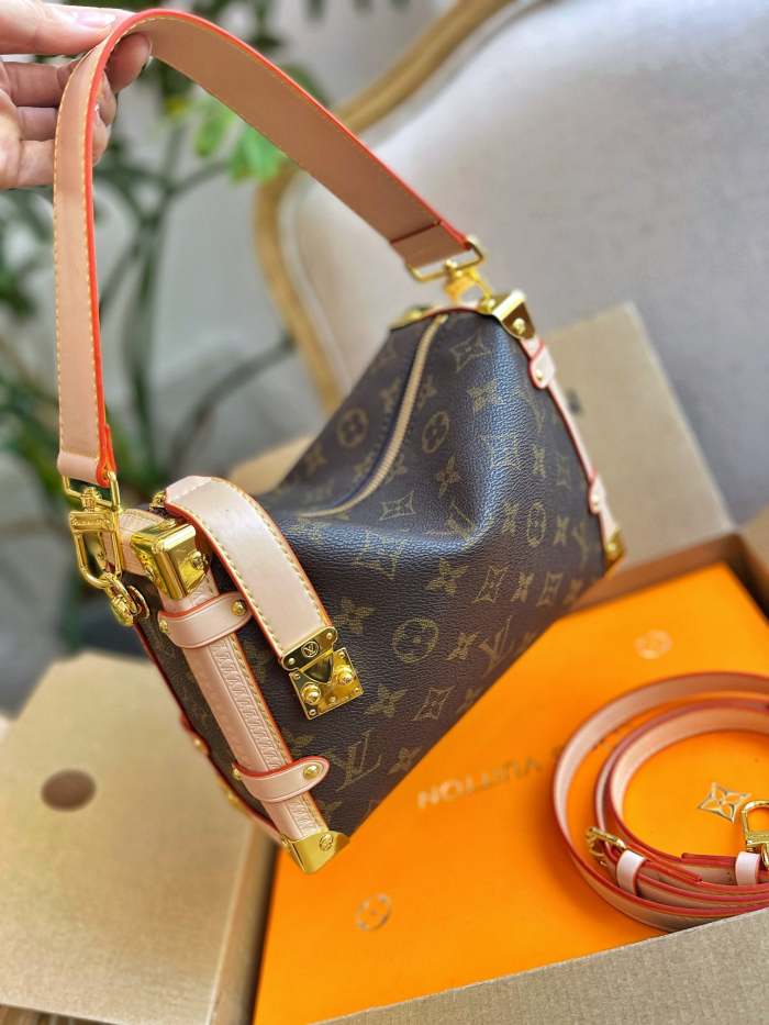split leather bag,AAAA, no box,size 24*16cm,B75-2512-2513