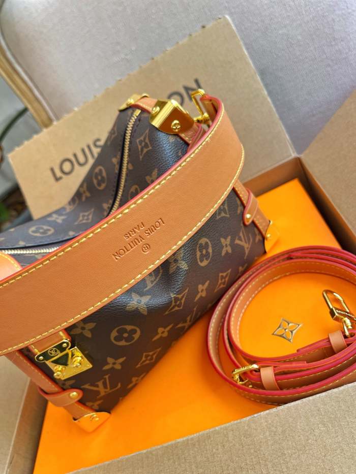 split leather bag,AAAA, no box,size 24*16cm,B75-2512-2513