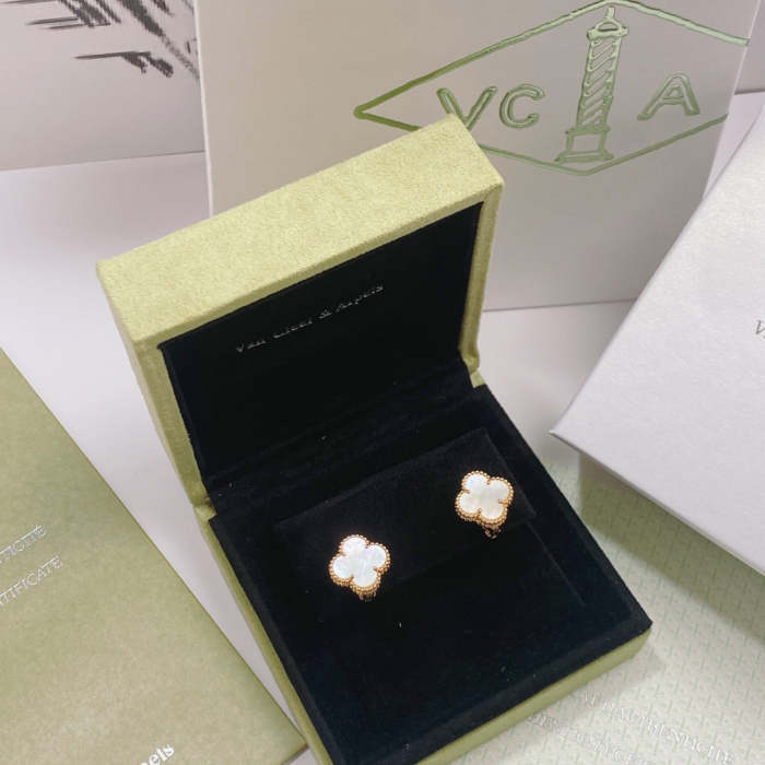 Earring  jewelry ,with box,  J25-1500-1504