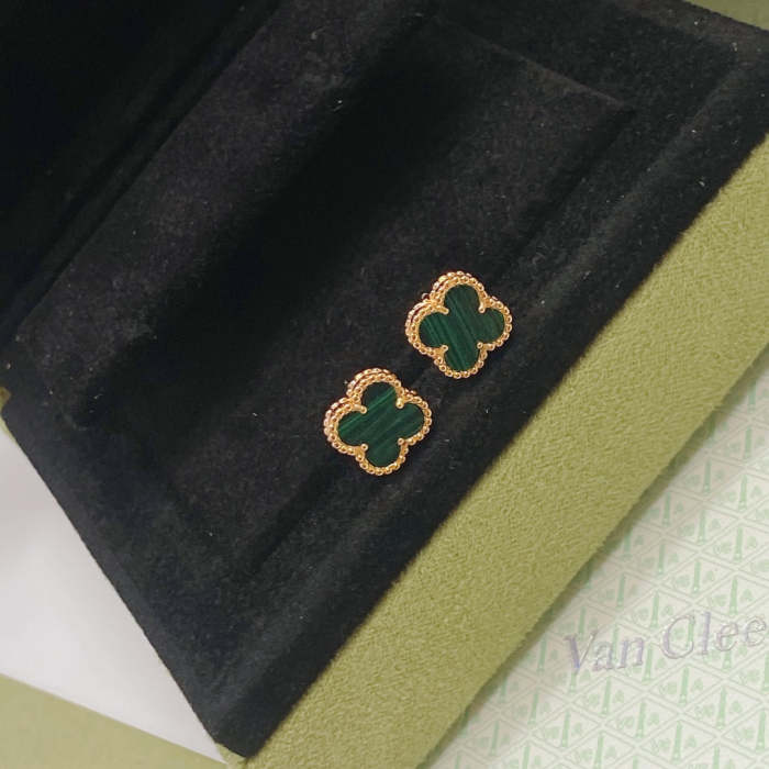 Earring  jewelry ,with box,  J25-1479-1485