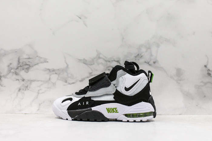 Kid's speed turf sneakers runner shoes, size 28-35, SS70-1572