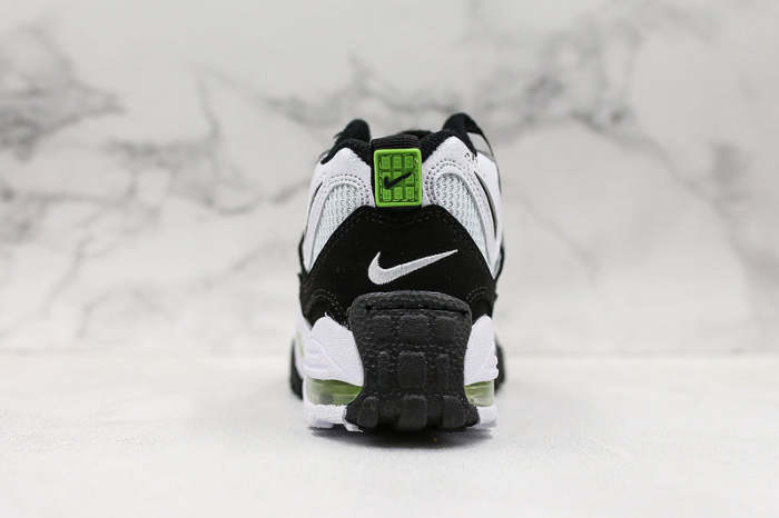 Kid's speed turf sneakers runner shoes, size 28-35, SS70-1572