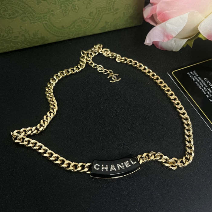 Necklace jewelry ,length 50cm, with box,  J25-1523