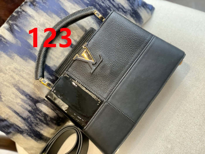 Capucines Leather  bag ,5A , size 27x20cm ,no box,  B110-123