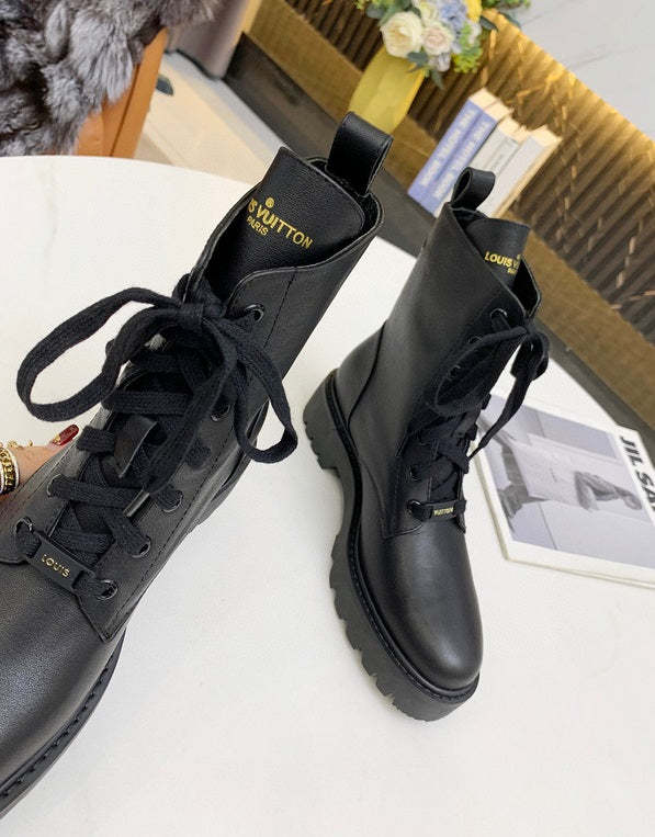 Top Quality Women's boot shoes,size 35-42, SS110-300