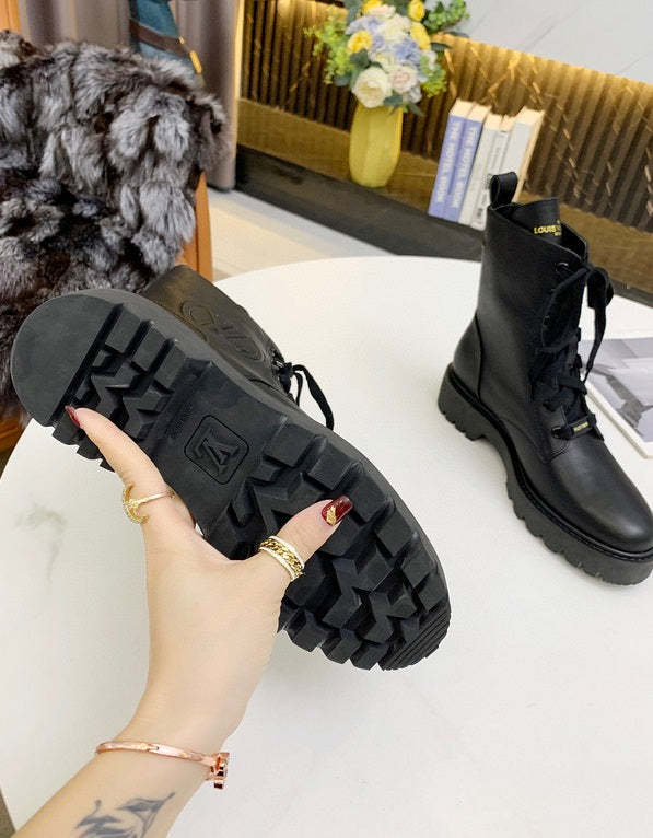 Top Quality Women's boot shoes,size 35-42, SS110-300
