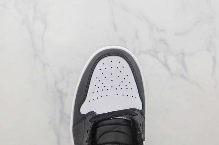 Leather sport sneakers shoes, size 36-46, SS98-353