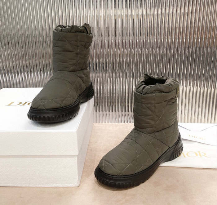 Top Quality Women's boot shoes,size 35-41,SS120-126-128