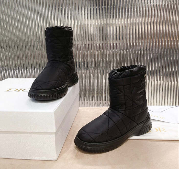 Top Quality Women's boot shoes,size 35-41,SS120-126-128