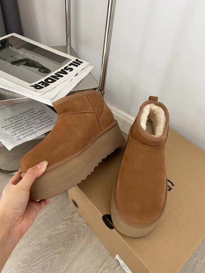 Heightening and thickening and fleece winter boots，size 35-40. SS70-1602-1604