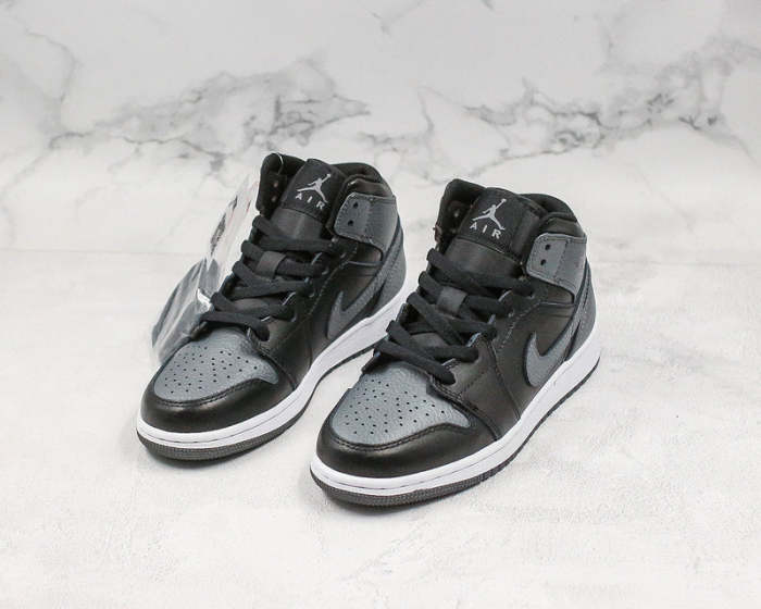 Leather sport sneakers shoes, size 36-47.5, SS98-358