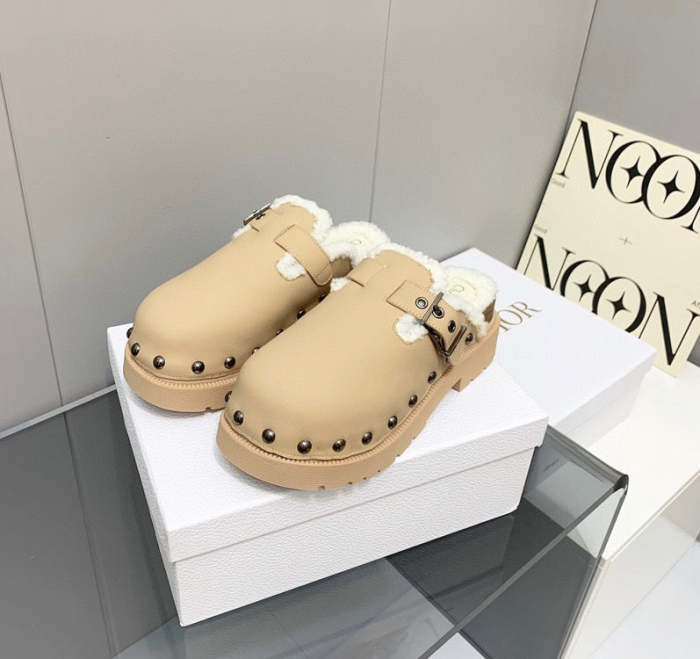 Top Quality Women's casual shoes,size 35-43,SS120-147