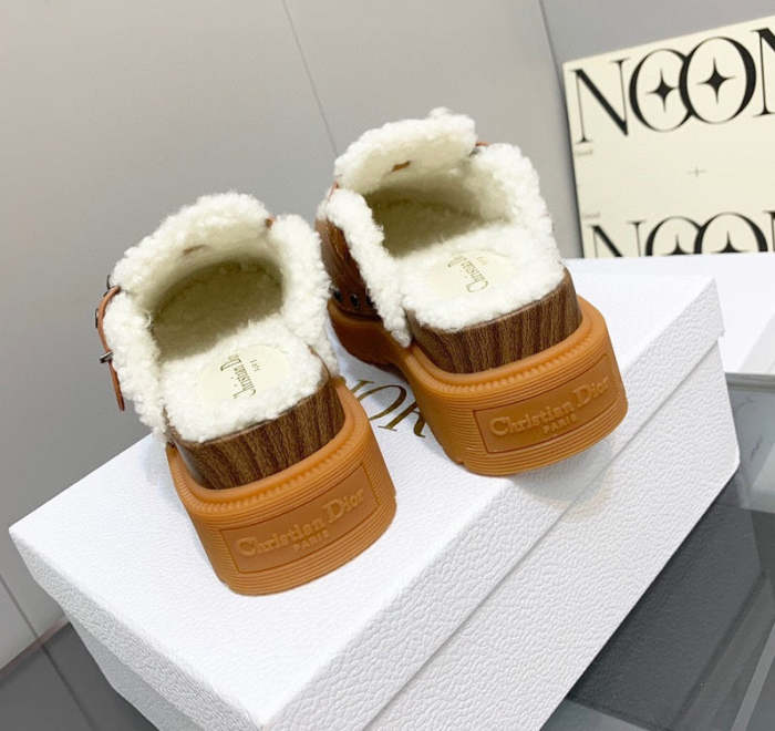Top Quality Women's casual shoes,size 35-43,SS120-149