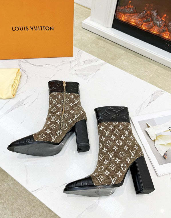 Top Quality Women's boot shoes,size 35-42,SS120-153-155