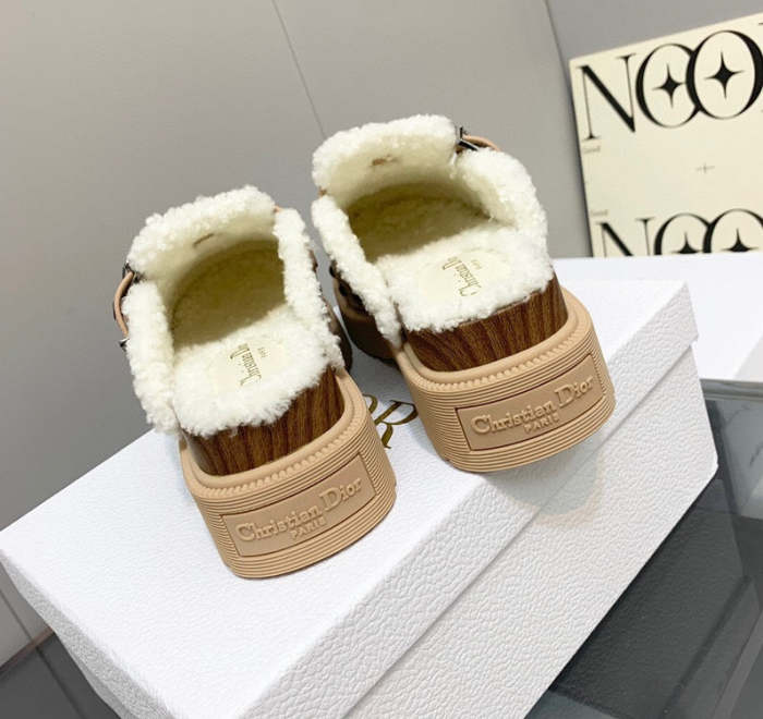 Top Quality Women's casual shoes,size 35-43,SS120-147
